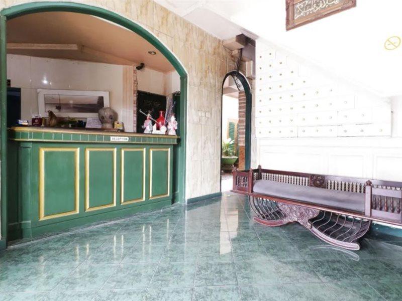 Hotel Alamanda Jakarta Exterior photo